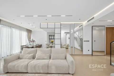 Купить виллу в Tilal Al Ghaf, Дубай: 5 спален, 409м², № 71084 - фото 4