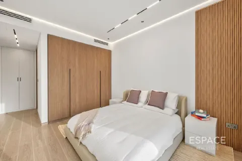 Купить виллу в Tilal Al Ghaf, Дубай: 5 спален, 409м², № 71084 - фото 17