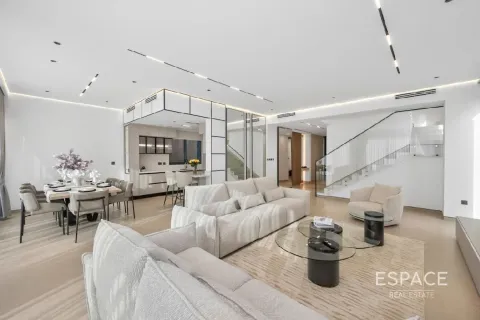 Купить виллу в Tilal Al Ghaf, Дубай: 5 спален, 409м², № 71084 - фото 3