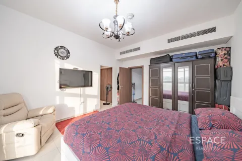 Купить таунхаус в Мудоне, Дубай: 4 спальни, 259м², № 71089 - фото 14