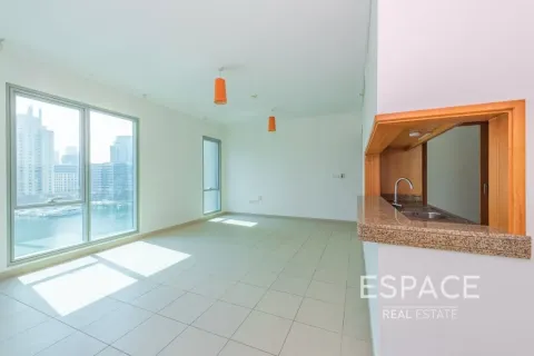 Apartment in Dubai Marina, Dubai 2 bedrooms, 131 sq.m. № 71083 - photo 6