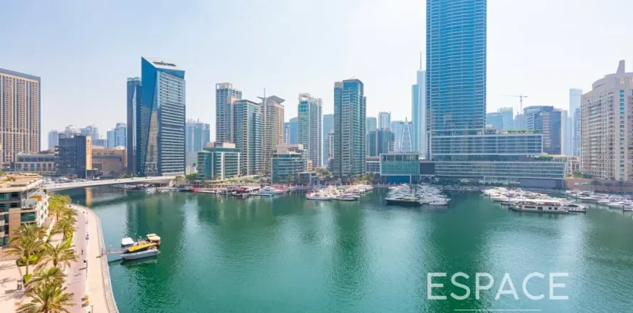 Apartment in Dubai Marina, Dubai 2 bedrooms, 131 sq.m. № 71083