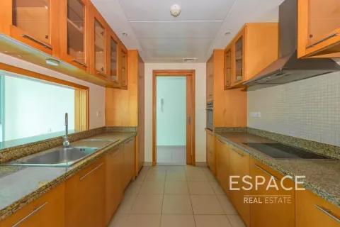 Apartment in Dubai Marina, Dubai 2 bedrooms, 131 sq.m. № 71083 - photo 7