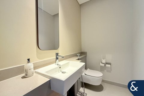 Купить квартиру в Даунтаун Дубай (Даунтаун Бурдж Дубай), Дубай: 2 спальни, 106м², № 75343 - фото 12