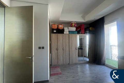 Villa in Jumeirah Village Circle, Dubai 3 bedrooms, 276 sq.m. № 75342 - photo 12