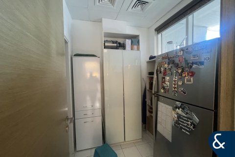 Villa in Jumeirah Village Circle, Dubai 3 bedrooms, 276 sq.m. № 75342 - photo 5