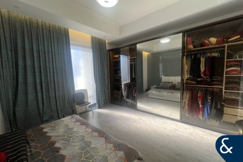 Villa in Jumeirah Village Circle, Dubai 3 bedrooms, 276 sq.m. № 75342 - photo 16