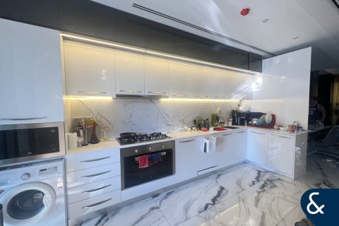 Villa in Jumeirah Village Circle, Dubai 3 bedrooms, 276 sq.m. № 75342 - photo 3