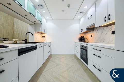 Купить квартиру в Даунтаун Дубай (Даунтаун Бурдж Дубай), Дубай: 1 спальня, 86м², № 75339 - фото 7