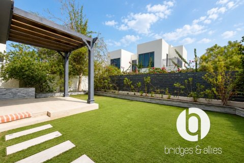 Villa à Dubai Hills Estate, Dubai, 4 chambres, 231 m², № 137723 - photo 4