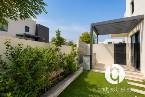 Villa à Dubai Hills Estate, Dubai, 4 chambres, 231 m², № 137723 - photo 5
