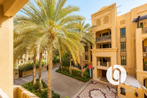 Appartement à Old Town, Dubai, 3 chambres, 176 m², № 137726 - photo 11