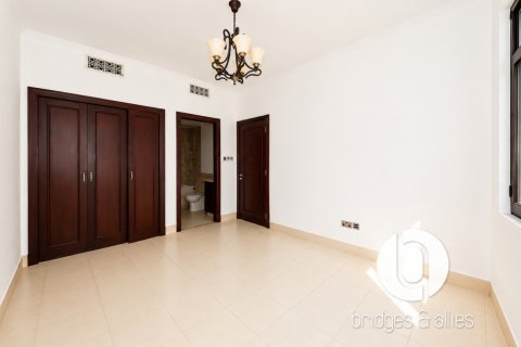 Appartement à Old Town, Dubai, 3 chambres, 176 m², № 137726 - photo 14