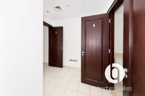 Appartement à Old Town, Dubai, 3 chambres, 176 m², № 137726 - photo 5