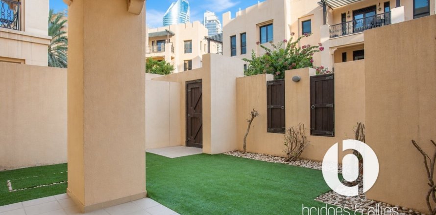 Appartement à Old Town, Dubai, 1 chambre, 127 m², № 137725