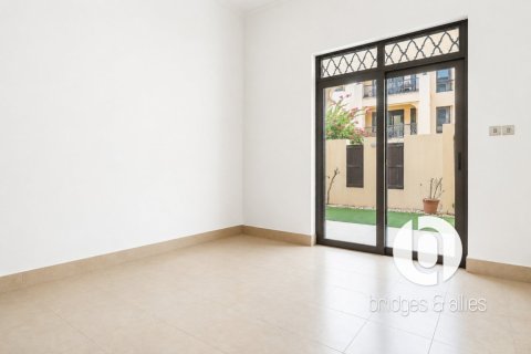 Appartement à Old Town, Dubai, 1 chambre, 127 m², № 137725 - photo 4