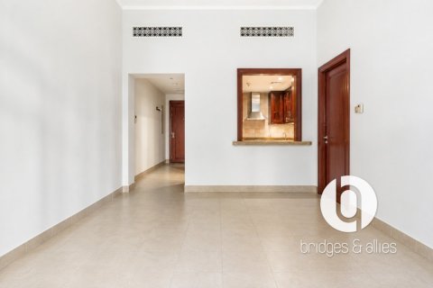 Appartement à Old Town, Dubai, 1 chambre, 127 m², № 137725 - photo 3