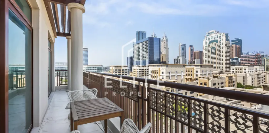 Квартира в Дубае, студия, 85м², № 56007