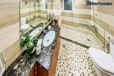 Снять в аренду таунхаус в The Springs, Дубай: 3 спальни, 213м², № 58014 - фото 16