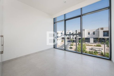 Townhouse in Arabian Ranches 3, Dubai 4 bedrooms, 267 sq.m. № 58011 - photo 15