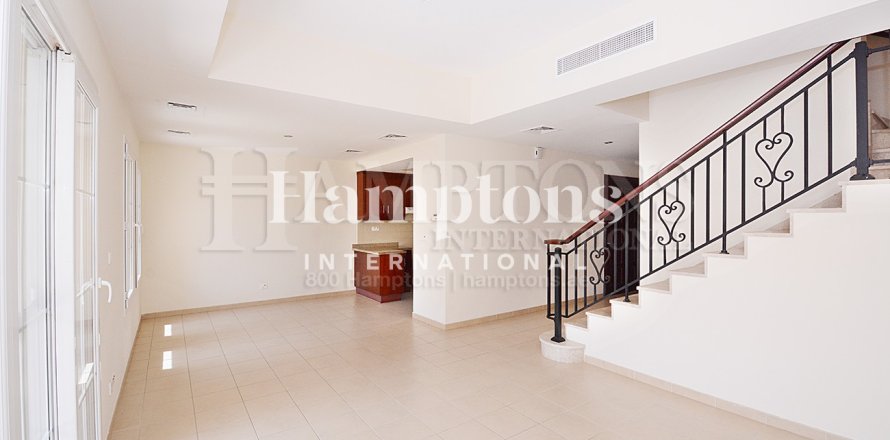 Maison de ville à Arabian Ranches 2, Dubai, 2 chambres, 255.762 m², № 115356