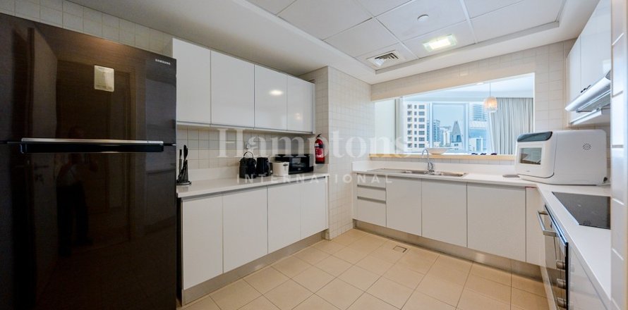Квартира в Джумейра Бич Резиденс, Дубай, 2 спальни, 154.033м², № 115351