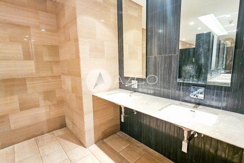 Снять в аренду офис в Bur Dubai, Дубай: 65.7м², № 42410 - фото 17