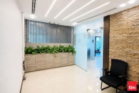 Bureau à Business Bay, Dubai, 102.3 m², № 112500 - photo 6