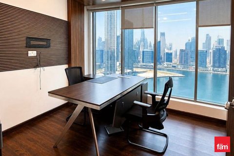 Bureau à Business Bay, Dubai, 102.3 m², № 112500 - photo 10