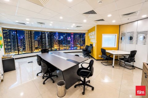 Bureau à Business Bay, Dubai, 102.3 m², № 112500