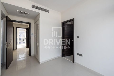 Adosado en Dubai, 3 dormitorios, 112.23 m², № 127710 - foto 3