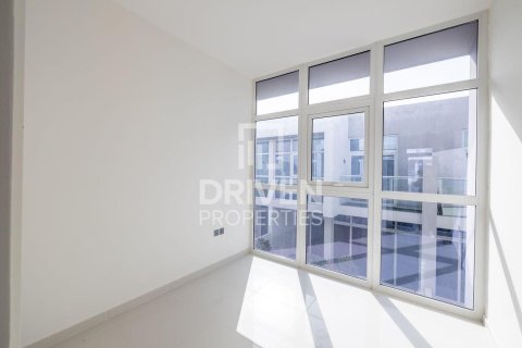 Adosado en Dubai, 3 dormitorios, 112.23 m², № 127710 - foto 5