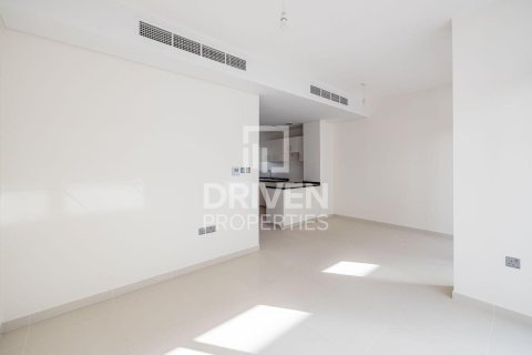 Adosado en Dubai, 3 dormitorios, 112.23 m², № 127710