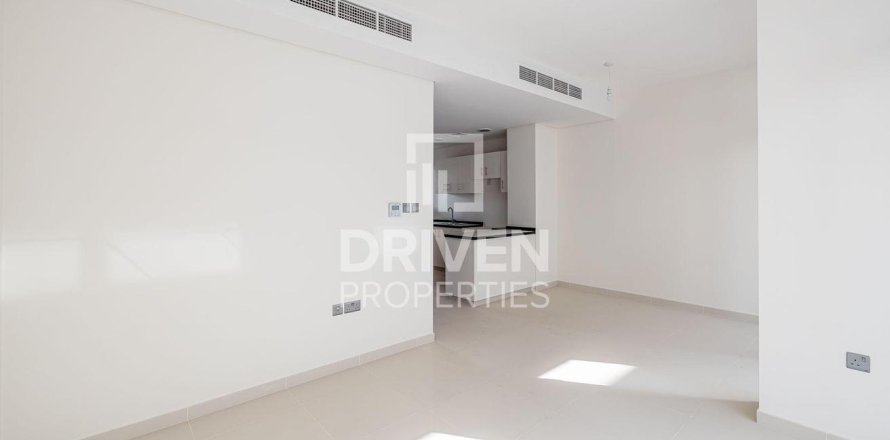 Adosado en Dubai, 3 dormitorios, 112.23 m², № 127710
