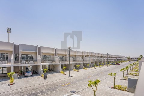 Townhouse in District 7, Mohammed Bin Rashid City, Dubai 3 bedrooms, 270 sq.m. № 72684 - photo 3