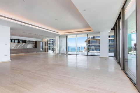 Apartment in Palm Jumeirah, Dubai 4 bedrooms, 592 sq.m. № 111656 - photo 21