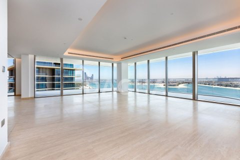 Apartment in Palm Jumeirah, Dubai 4 bedrooms, 592 sq.m. № 111656 - photo 23