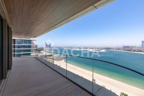 Apartment in Palm Jumeirah, Dubai 4 bedrooms, 592 sq.m. № 111656 - photo 26