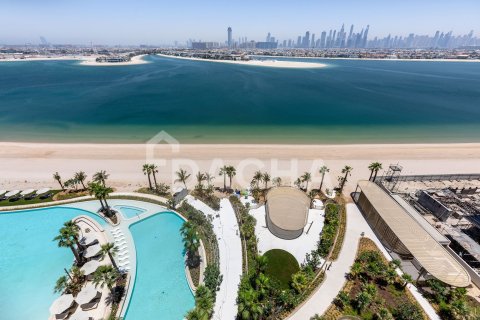 Apartment in Palm Jumeirah, Dubai 4 bedrooms, 592 sq.m. № 111656 - photo 24