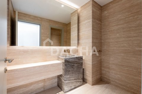 Apartment in Palm Jumeirah, Dubai 4 bedrooms, 592 sq.m. № 111656 - photo 16