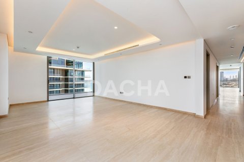 Apartment in Palm Jumeirah, Dubai 4 bedrooms, 592 sq.m. № 111656 - photo 13
