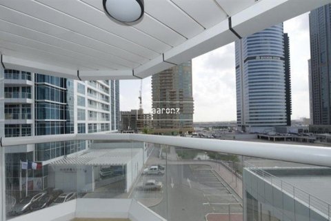 Apartment in Jumeirah Lake Towers, Dubai 2 bedrooms, 70.1 sq.m. № 10879 - photo 1