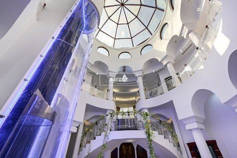 فيلا في Emirates Hills, دبي 8 غرف نوم , 1486.4 م² رقم 10880 - صورة 4