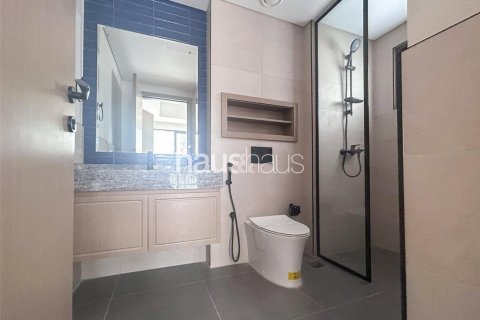 Villa in Damac Lagoons, Dubai 5 bedrooms, 220 sq.m. № 43229 - photo 13