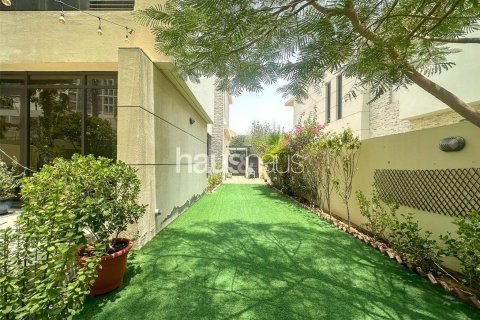 Maison de ville à DAMAC Hills (Akoya by DAMAC), Dubai, 3 chambres, 251 m², № 43230 - photo 17