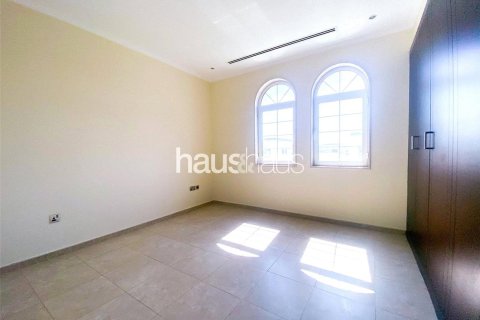 Villa en Legacy, Jumeirah Park, Dubai, 3 dormitorios, 285 m², № 43231 - foto 11