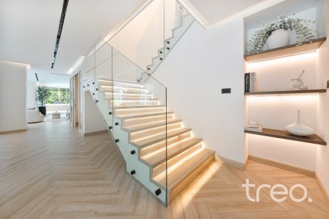 Villa à Arabian Ranches, Dubai, 5 chambres, 538.84 m², № 120121 - photo 16
