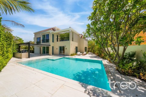 Villa à Arabian Ranches, Dubai, 5 chambres, 538.84 m², № 120121 - photo 3