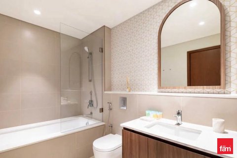 Купить квартиру в Дубае: 2 спальни, 105.5м², № 70611 - фото 9