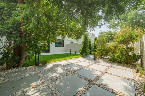 Villa in The Springs, Dubai 2 bedrooms, 153 sq.m. № 83879 - photo 15